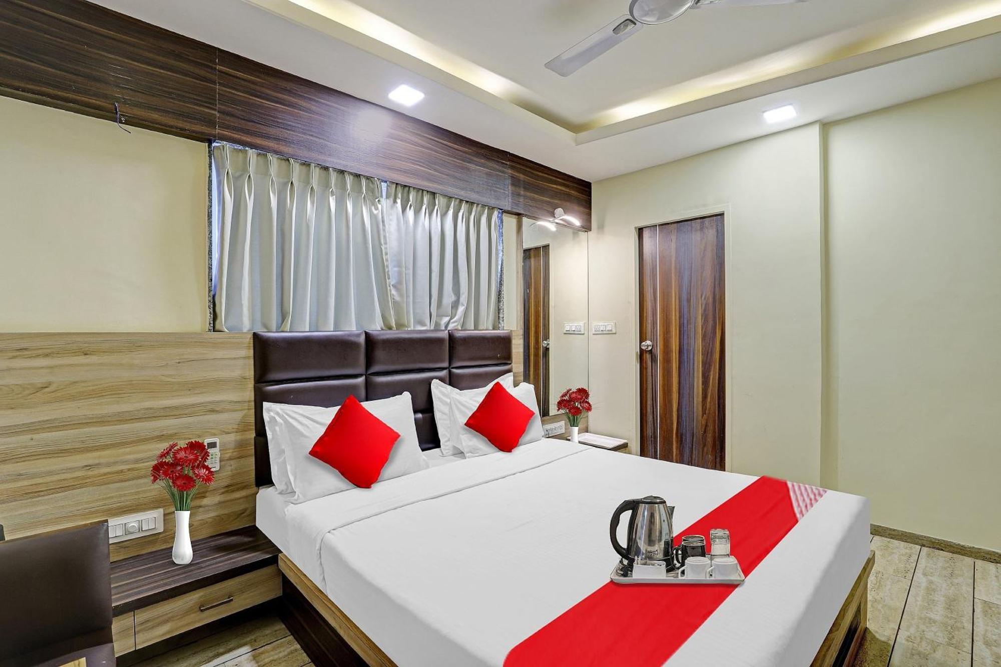 Collection O Hotel Raj Palace Вадодара Екстер'єр фото