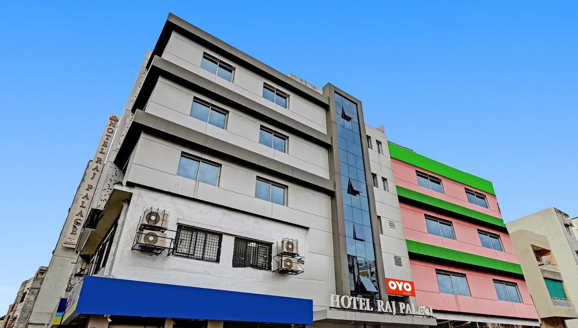 Collection O Hotel Raj Palace Вадодара Екстер'єр фото
